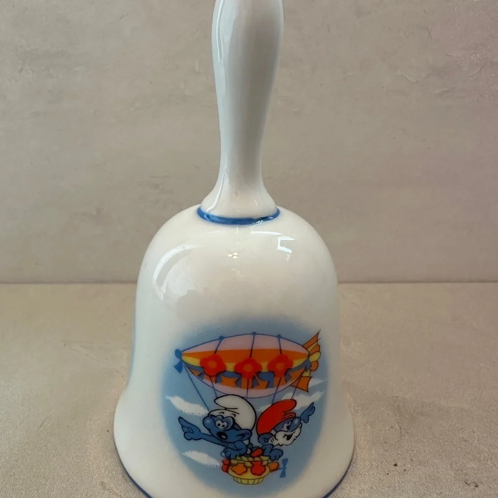 Vintage Smurfs Porcelain Bell 1982 Wallace Berrie Japan *See Pics - Small Chip* - Picture 2 of 7